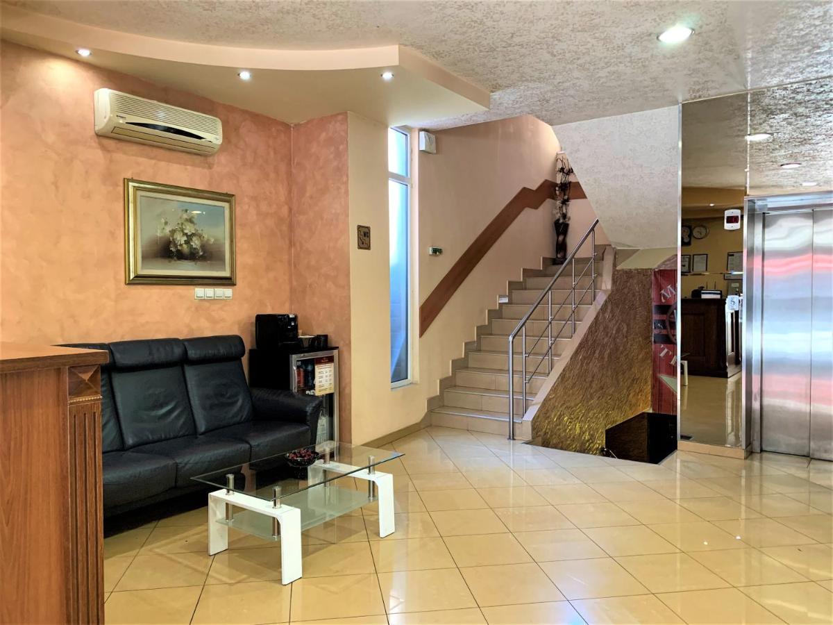 Hotel Trayana Stara Zagora Ngoại thất bức ảnh