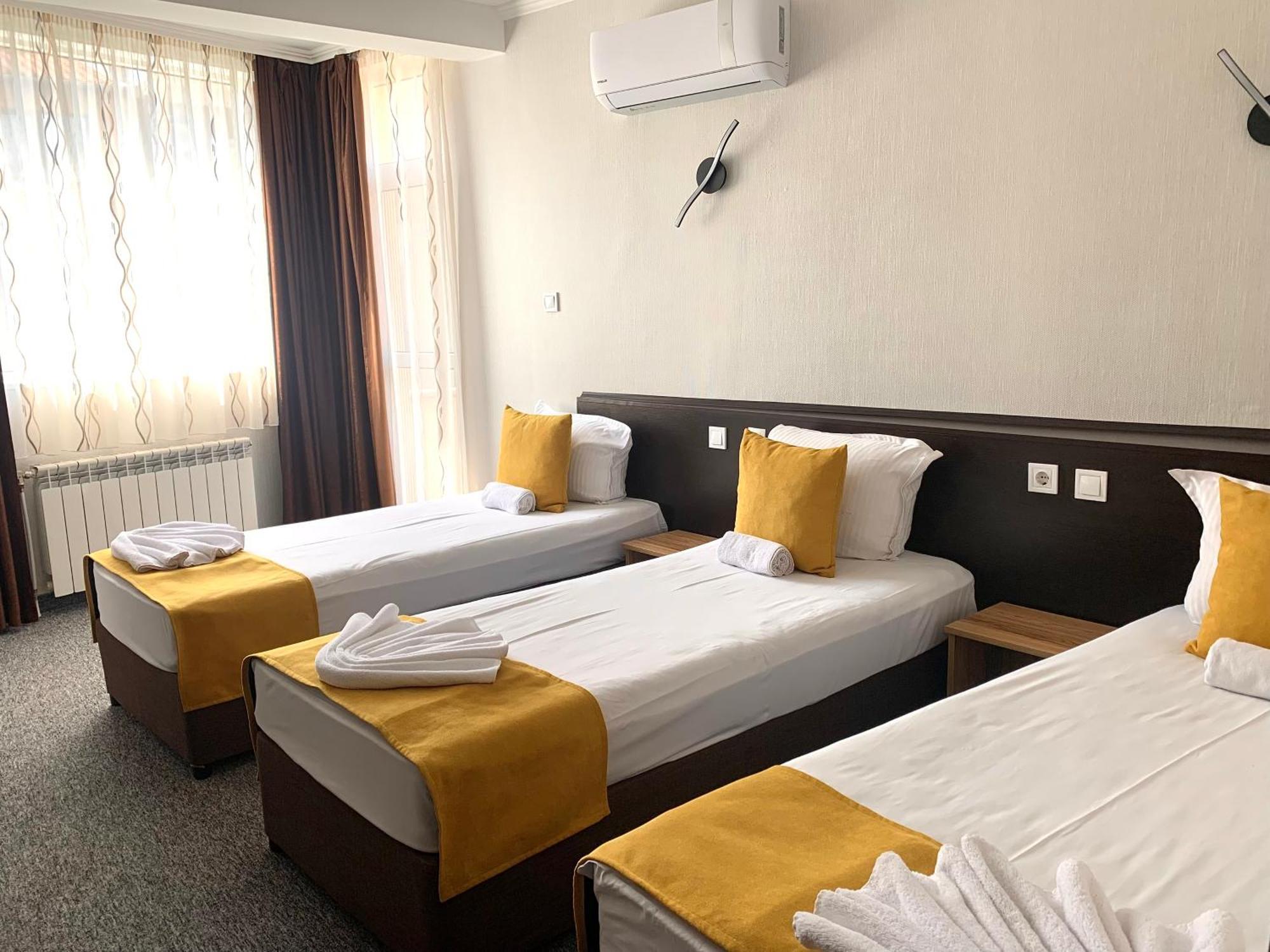 Hotel Trayana Stara Zagora Ngoại thất bức ảnh