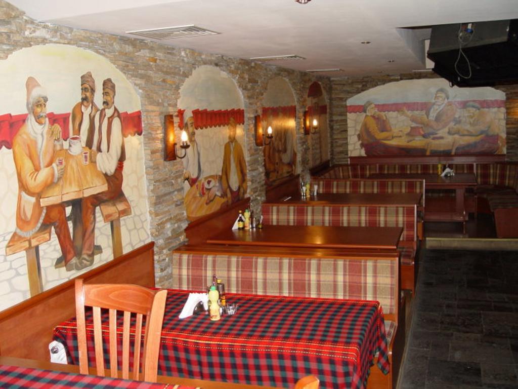 Hotel Trayana Stara Zagora Ngoại thất bức ảnh