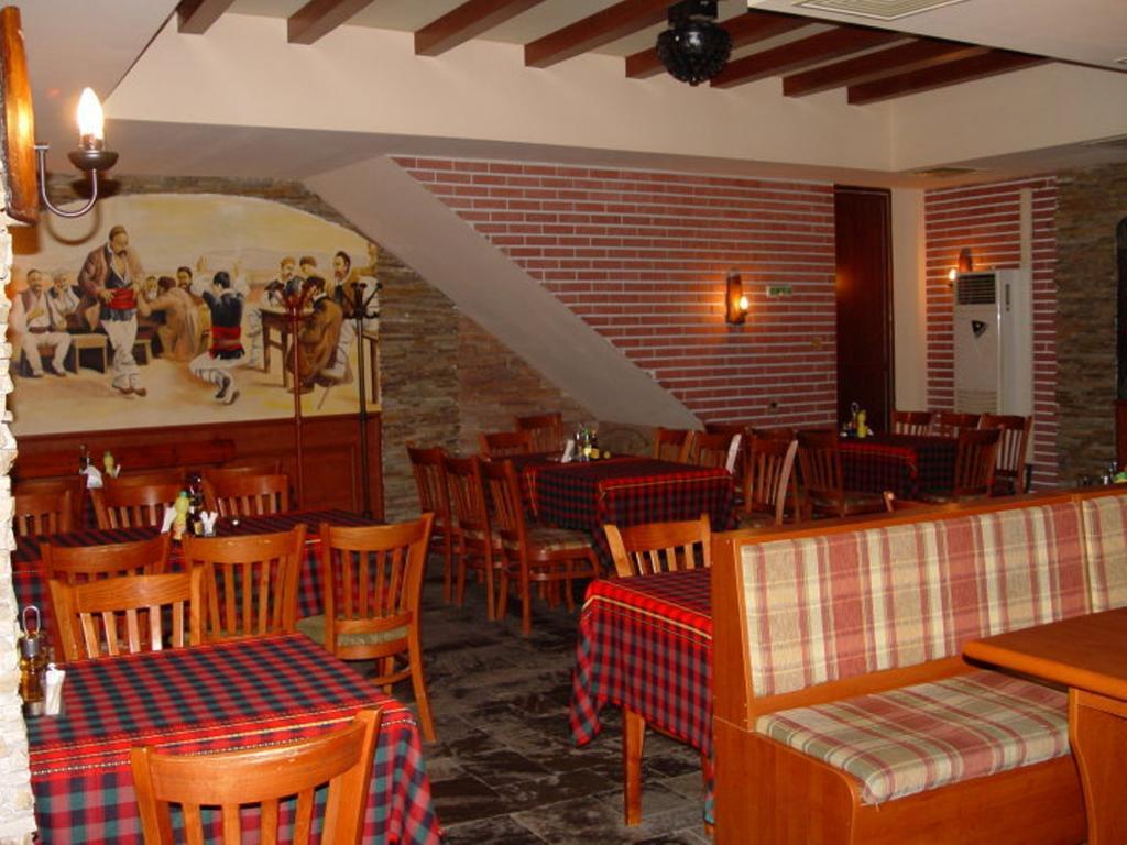 Hotel Trayana Stara Zagora Ngoại thất bức ảnh